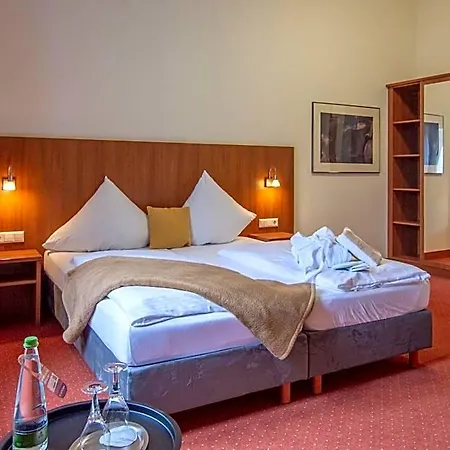 Kleine Amtshotel 호텔 베르바크